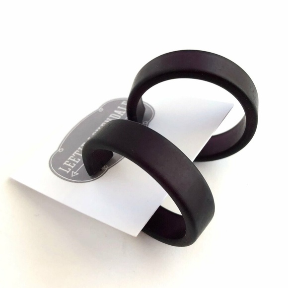 Black Frosted Large Portland Hoop Earrings - Picture 2 of 8